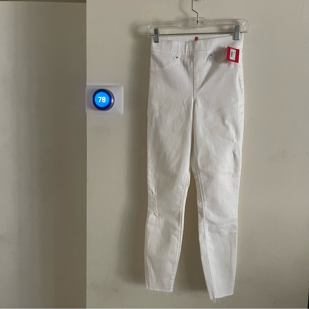 NWT Spanx distressed skinny jeans white XS - Picture 2 of 10